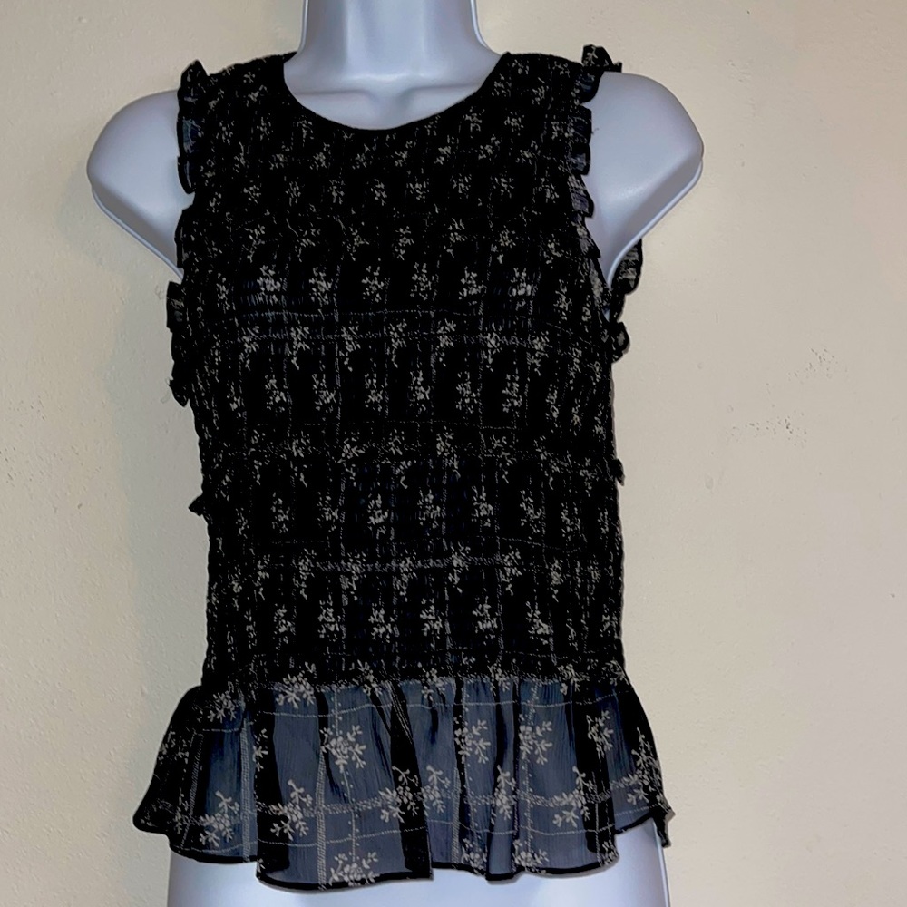 “cinq á sept” Silk top with black n white floral pattern size XS